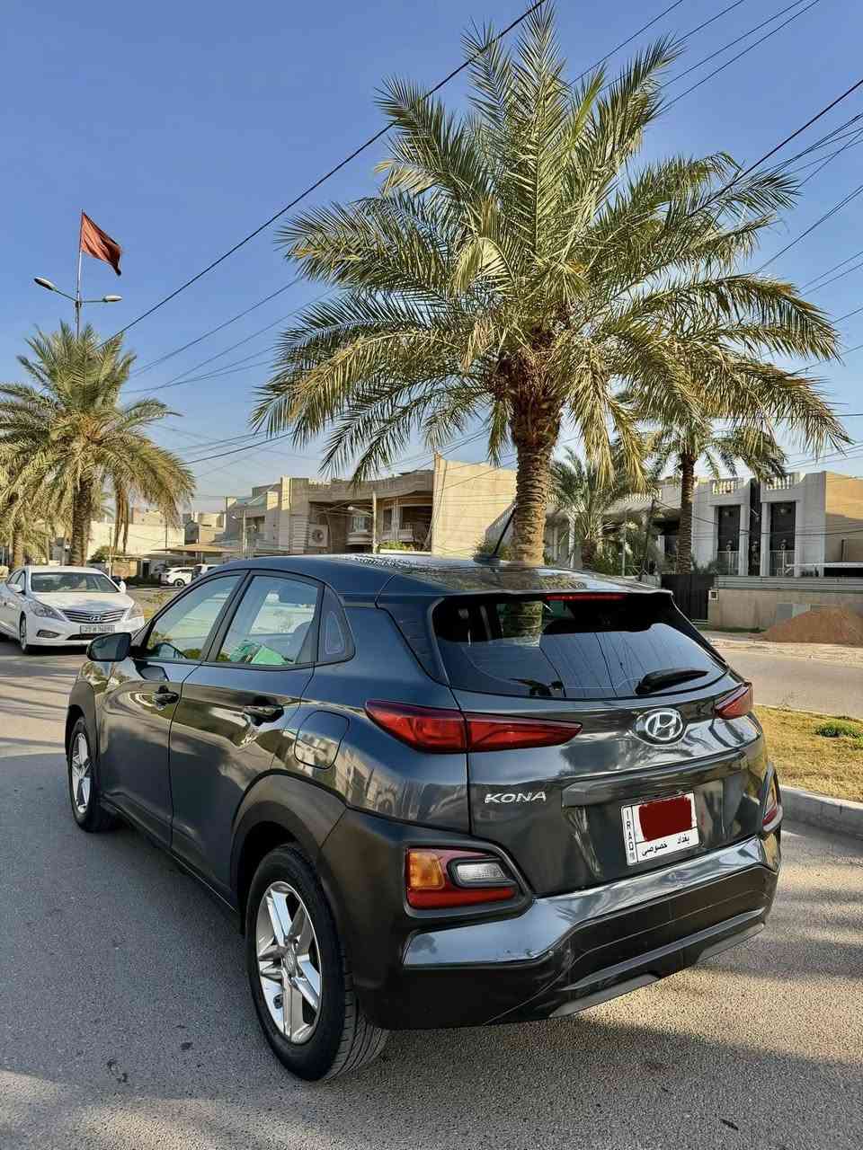 كونا 2021 وارد امريكي 
حادث جاملغبن وبنيد وخشم الجسر بارد فقط 
لغد شاصي كفاله 
موصفات المعرفه عاديه شاشا كامرا ويل كروم مود درايف 
رادار امامي مانع انحدار تحديد مسار لد 
محرك 2000 دوش بدون ادوانز 
ماشيه 54 
سياره جاهزه ومابيه اي نقص 
رقم بغداد تحويل مباشر 
سعر 128 قفل وماكو هيج سعر 
مكان سياره بغداد السيديه 
***********
