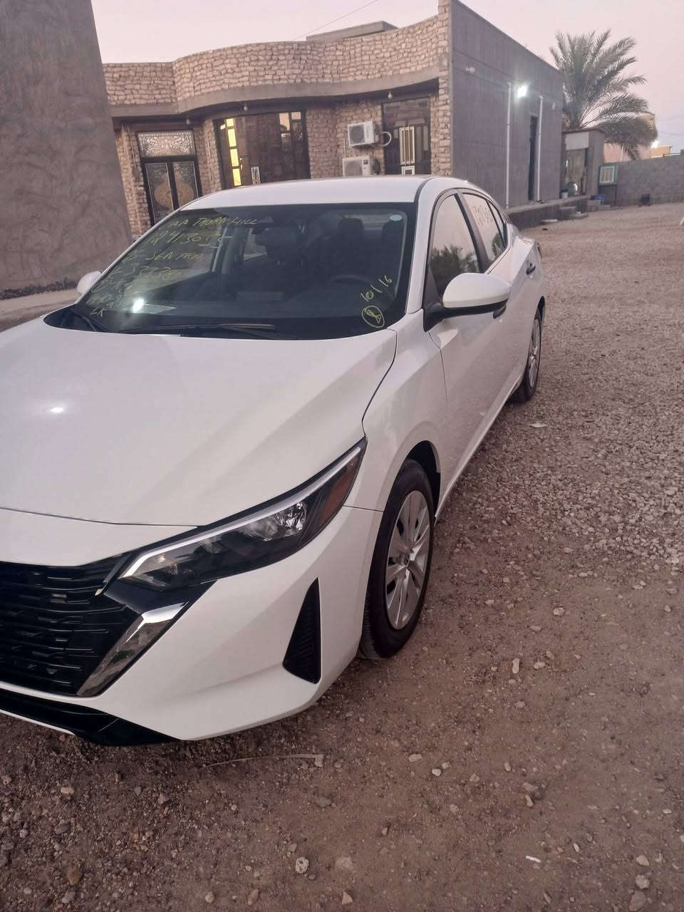 سنترا 2025 ضرر مقدمة البنيد فقط حتى الدعاميه بلاديه ماشيه 9000 كم للاستفسار الاتصال  على الرقم ***********
