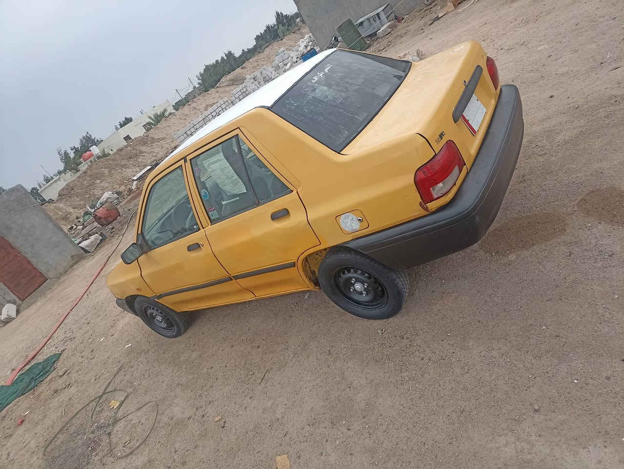 سلام عليكم سايبه للبيع موديل 2015 رقم بصره سنويه منتهيه رعيه موجود كير مكينه حداده طخم تأير كهربايات جاهزه مكانه بصره سعره 16.      ***********
