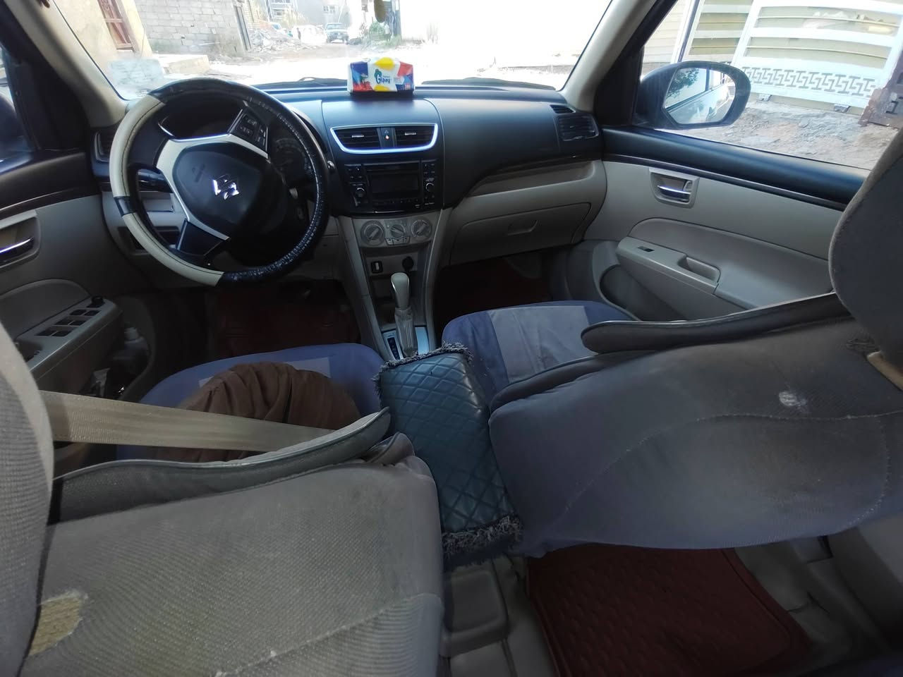 سلام عليكم سازوكي سويفت دزاير ٢٠١٦ سعر ٦٥وبيها مجال مكاني سيديه ***********
***********
