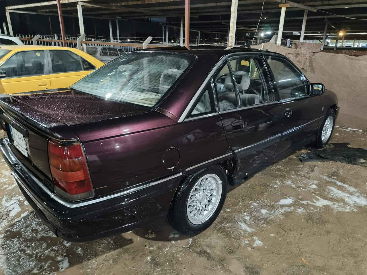 اوبل اوميكا
موديل 92
سياره جاهزه ونضيفه 
بدون ضربه 
بدون تبديل ولا صبغ 
مكينه وكير حاويه 
غرفته نضيفه 
كير عادي
كهربائيات كله بلادي 
شغاله من لبدايه لنهايه
كلشي ماتصرف عليه
سياره مال جناي 
رقم قادسيه الماني 
سعره 34وبيه مجال بسيط 
للاتصال على الرقم 
***********
