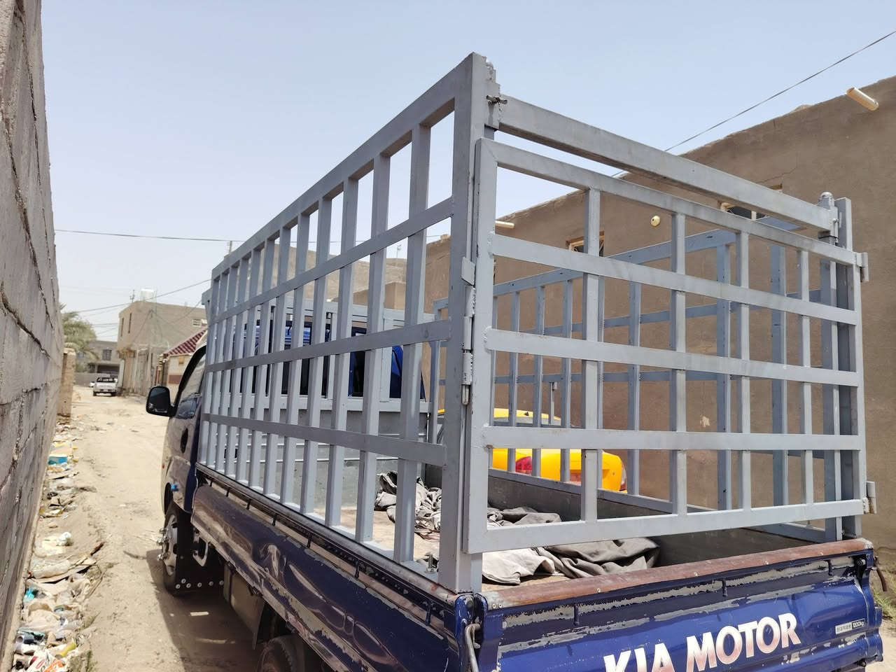 سلام عليكم محجر كيا فحل للبيع ارتفاع ١٢٥ محجر جديد لاخياس ولازنجار ***********
