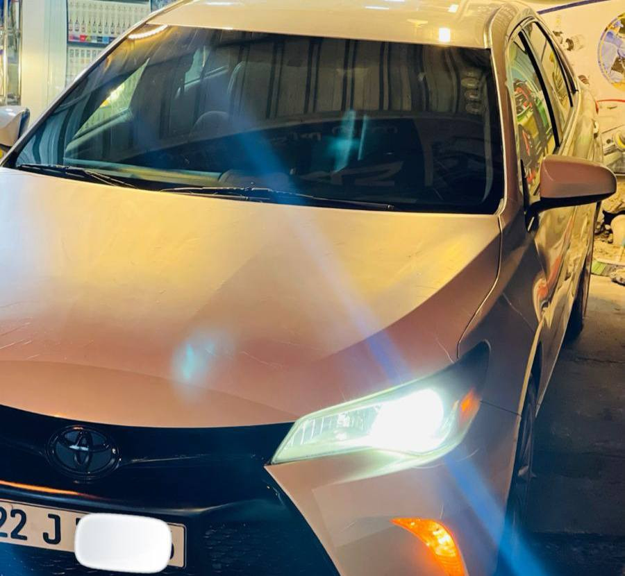 تۆیۆتا کامری 2017 مواسەفات SE ئەمریکی  سپی
 (دوو پارچەی بۆیاغە 
بۆنیت چاملغ سەکن 
،دوو دەرگەی لای سەیاق
 بەس پەمپە بەبی تەحدیل 
١٢٥٠٠٠میل رۆشتوە 

سعر لە کۆمێنت داوابکە ڕاستەخۆ بۆت دیت 📩 

،گێرو مەکینەو کارەبایتی بەشەرت هەزە و سەنەوەی نویە تا ٢٠٢٨ 

ژمارەی خاوەنی 
***********
