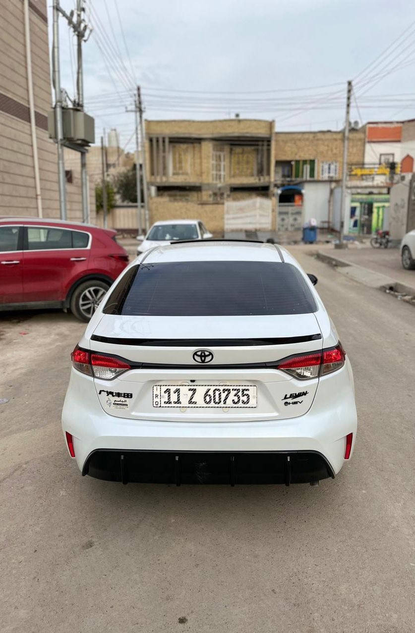 كورلا 2025 s فول 1/1
السعر 152 ورقه وبي مجال بسيط للشراي 
بيها بارد إصبعين فقط بهلال الجاملغ الخلفي باقي السياره كفاله 
فتحه 
جلد 
كشن كهرباء 
بلاك ادشن 
معروفه مواصفات الاس فول 
مكاني زيونه 
***********
