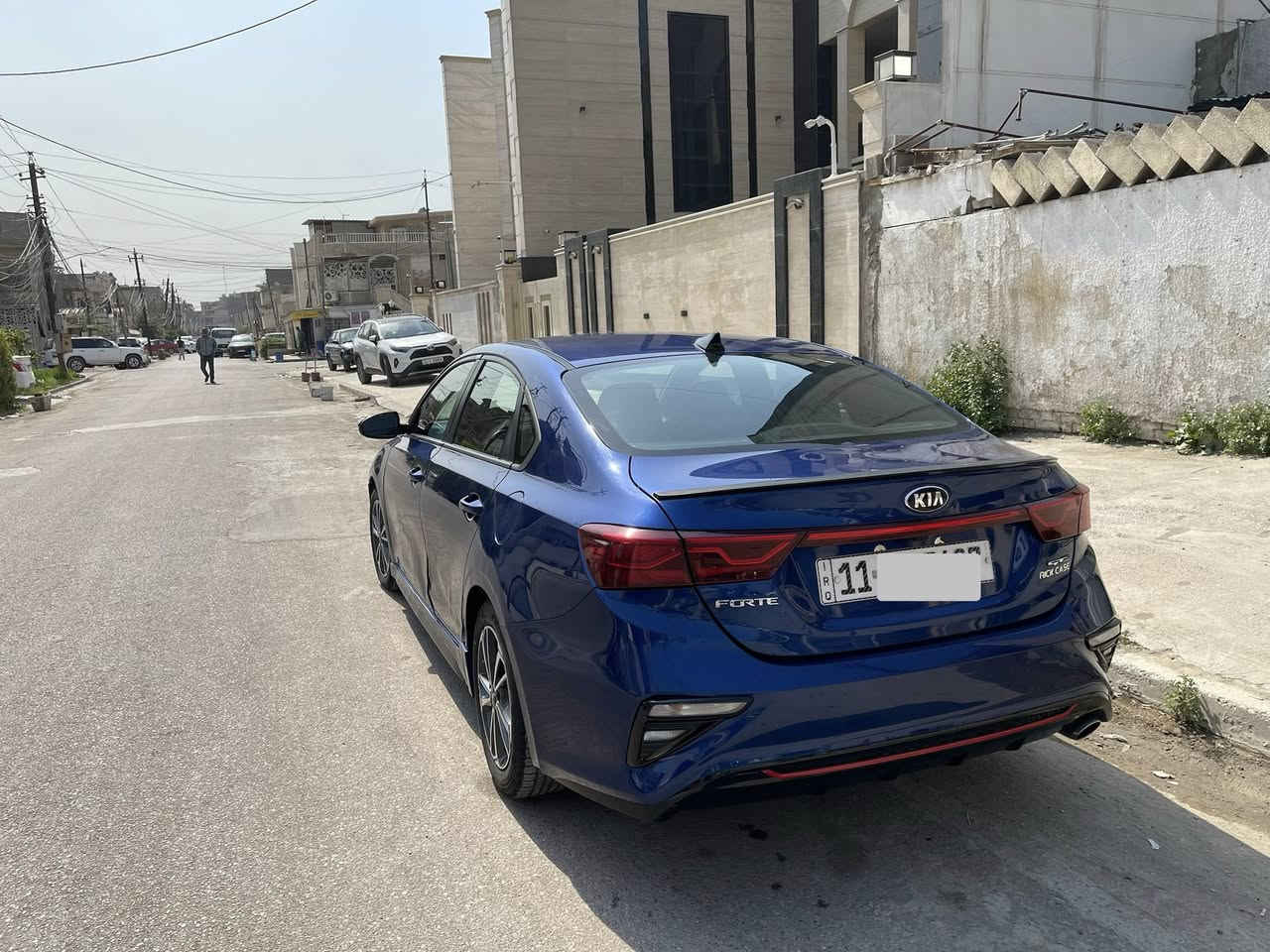 فورتي 20 جيتي لاين فول حادثهه باببين جهة السايق وانطخت بنفس المكان السعر 130 ***********
