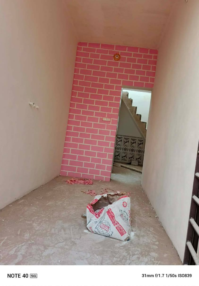 دار للبيع  100م السعر 20وبي مجال  
نجف شارع المطار القديم خلف اسواق الامير  يحتوي على غرفه وصاله ستقبال ومطبخ وصحيات     بناء طابوك سقف عگاده  زراعي

 #تواصل الاتصال ع الرقم تاليه
***********
