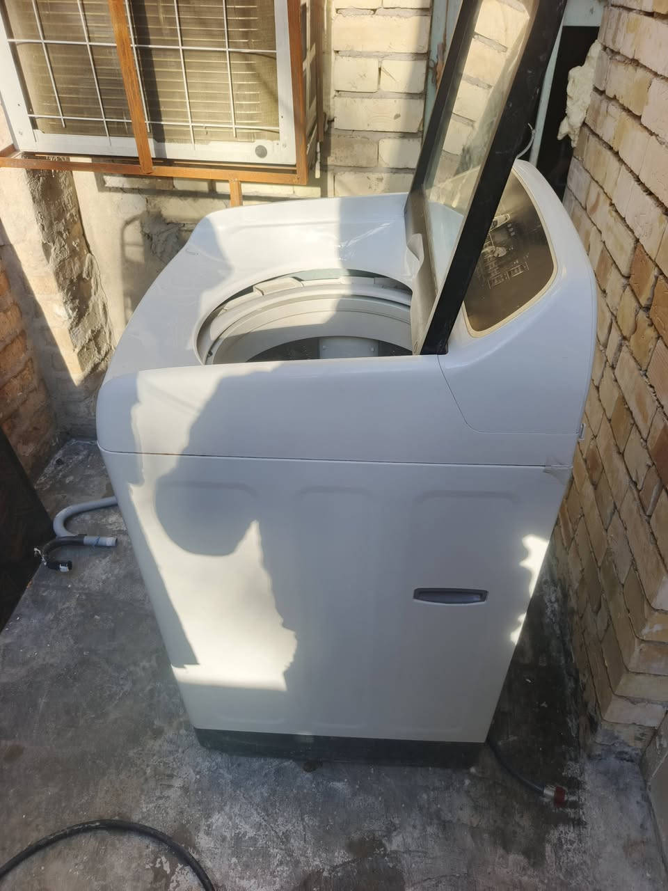 البيع غسالة سامسونك حجم 15 كيلو اوتوماتيك نضافة 90 سعر 250وبيه مجال العنوان بغداد التعاليم قرب جامع علي السجاد تواصل وات ساب ***********
