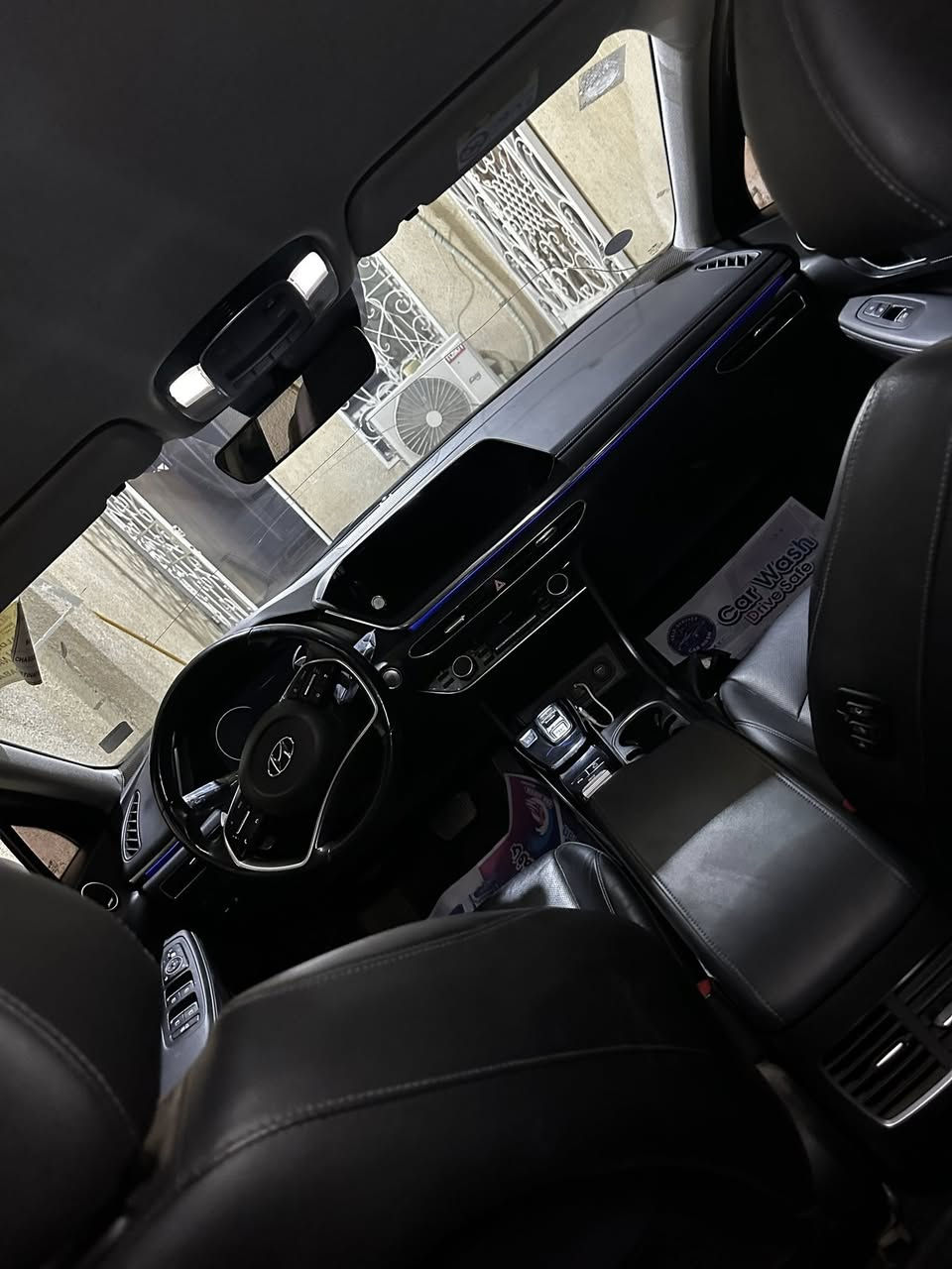 � للبيع – سوناتا هايبرد 2022 وارد كوري 🇰🇷
📍 بغداد

🔥 فل كامل ما عدا بانوراما
✔️ محرك هايبرد اقتصادي جداً
✔️ صرفية ممتازة
✔️ شاشة كبيرة + تشغيل بصمة + CarPlay

🛡️ أنظمة أمان ومواصفات متقدمة:

 • رادار مانع تصادم
 • نظام الحفاظ على المسار
 • كاميرات 360 درجة
 • حساسات أمامي وخلفي

💺 راحة وفخامة:

 • كشنات تدفئة
 • كشنات تبريد

📊 تفاصيل السيارة:

 • الموديل: 2022
 • النوع: هايبرد
 • الوارد: كوري
 • 🔁 الممشى: 40,400 ميل
 • 📄 كلين تايتل
 • الحالة: نظيفة جداً / جاهزة للفحص

💰 السعر: 16,400 دولار

📞 للتواصل (بغداد):
+964 787 372 8421


**إذا كنت صاحب هذا الإعلان وتريد حذفه لأي سبب، رجاءا أرسل رسالة إلى الدعم الفني**