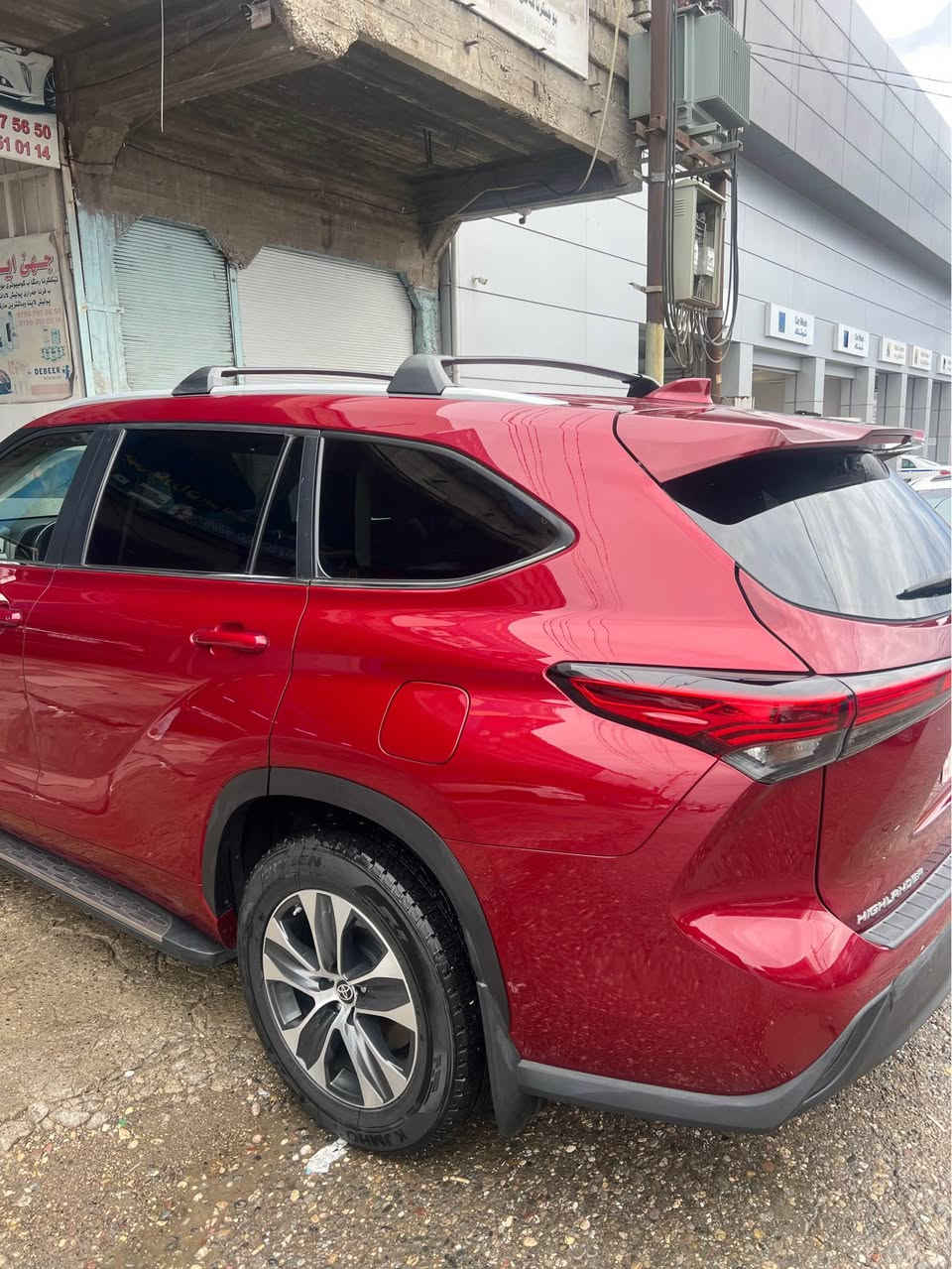 تيوتا هايلندر موديل٢٠٢٣  sle vip  سلايت  
جاملغ سايقي صبغه و سه ري بونيد pdr 
بس داخلي بي شاصي بي ايرباك بشرط
سعري وي ٢٥٥ بجك مجال 
رقم كاتي
*********** زاخو, دهوك
