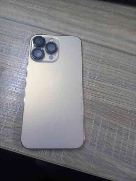 سلام عيكم أيفون لبيع ١٣ برو  بطاريه ٧٧ نضافه ١٠٠ بل ١٠٠ شرط حاسبه سعر550 ألف مستعجل بكان بغداد زعفرانيه تصال *********** غير متواجد عله فيس
