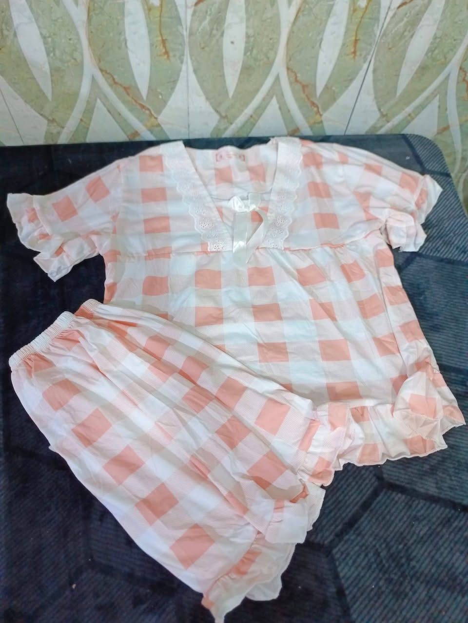 فالينه وشورت كلش حلو
سعر مناسب جدا ٦ الاف فقط 😍


**إذا كنت صاحب هذا الإعلان وتريد حذفه لأي سبب، رجاءا أرسل رسالة إلى الدعم الفني**