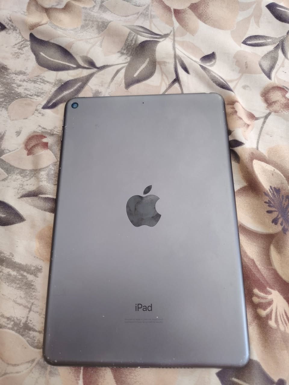 ايباد مني ٥ ذاكرته ٦٤ بي كسر مثل ما واضح بل صوره ما مأثر علي دكمه مال تطفي وتشغل عطلانه بس يطفه عام عادي يطفه والباقي مكفول يدعم ٦٠ فريم بوبجي السعر ٩٠ وبي مجال شراي يجي خاص


**إذا كنت صاحب هذا الإعلان وتريد حذفه لأي سبب، رجاءا أرسل رسالة إلى الدعم الفني**
