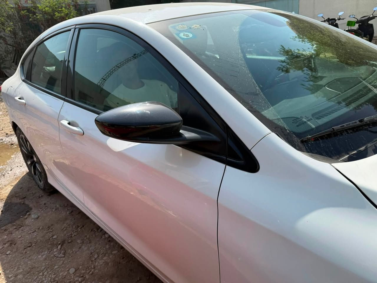 ✅ بيع فقط بيع  🩷
كرايسلر C200

2016 فئة S  

مكينة اربعة سلندر 2400

السياره فول مواصفات… عدا الفتحة والشاشة

السياره ماشيه 223 كيلو

السيارة حادثها فقط تبديل بنيد نفس اللون قطرة صبغ مابيها والباقي موضح بالصور السيارة نضيفة كلش مال بيت الله شاهد 

السياره جاهزه من كل النواحي شرط الفحص

المواصفات :-

1- بصمة ابواب 

2- بصمة تشغيل 

3- تشغيل عن بعد 

4- مقاعد تدفئه تبريد

5- داخل جلد

6- دخول ذكي

7- ساوند سستم يعني ديسكو

8- گير ماوس 9 نمر

9- فول تحكمات ستيرن

10- نظام تبريد قطعتين منفصل

11- الشاشة الاصلية مالتها

12- عليها منضومه زنون + تخم تاير جديد ويل سبورت

وبيها منضومة تبريد ب750$ مال شركة كلشي مجهزها من كل النواحي صدر كامل وتخم تايرات وعبوة فيت بم وكلشي وشرط كلة محسن

السياره كامله مكمله عليهه فحص شامل بدون اي نقص فقط المازدة الخلفية انكسرت عندي قبل يومين 👍

 رقم بغداد الجديد تحويل ثاني يوم

 شرط الفحص محرك وگير مكفول

✅السعر✅ 110 وبيها مجال ولحد يكسر ويكلي موجود ب90 وب100 

الرقم *********** العنوان بغداد
