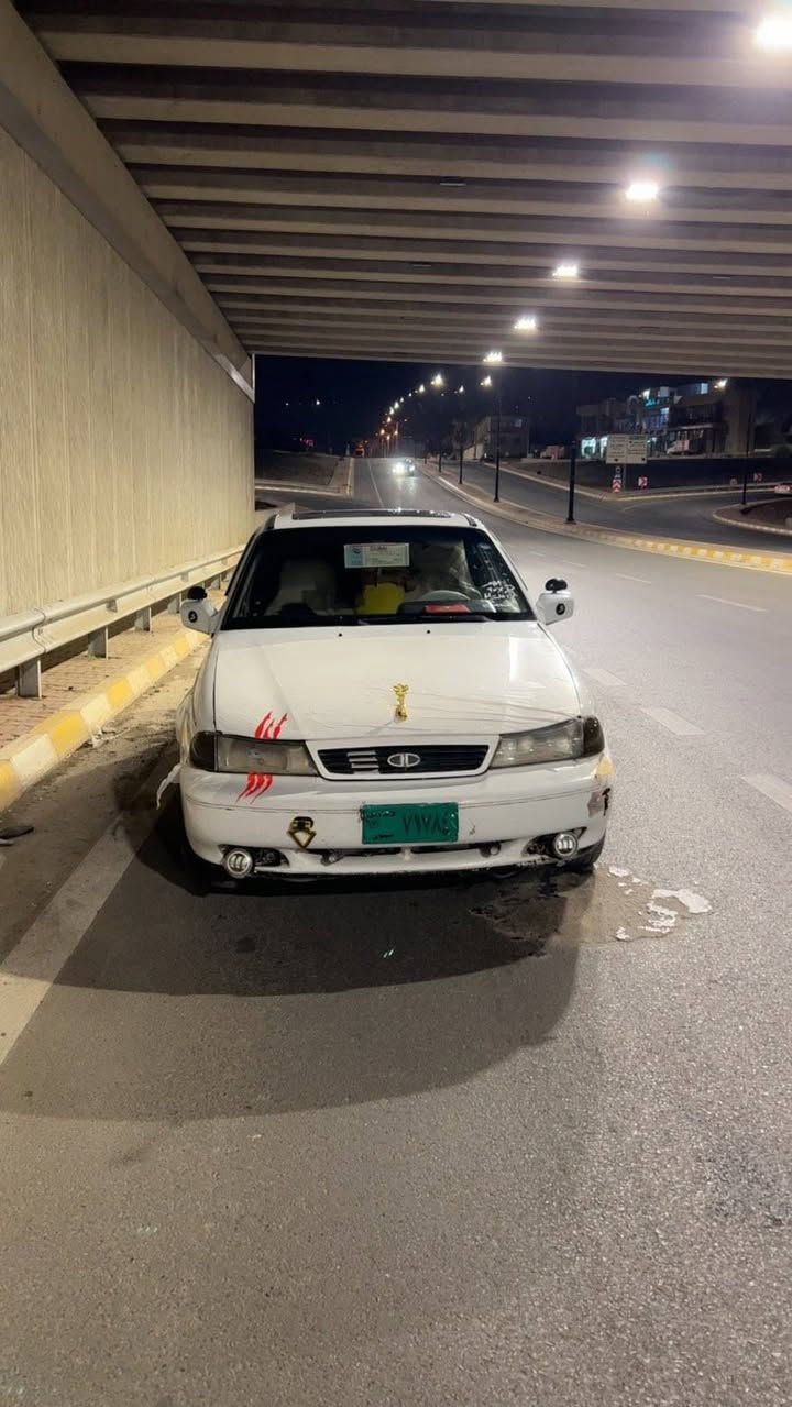 ئاڕم پلاستیک سەنەوی لەگەڵە مەکینەی ۱٦ فەلە مۆدێل ۱۹۹٤ گێڕو مەکینەو تەقەو ڕەقەو کارەبای بە شەرت ٤ جام کارەبا شاشە ئایپاد پێشو دوای دەعمی نییە ڕەقەم تەلەفون *********** ڤایبەریشی لەسەرە السليمانية, العراق
