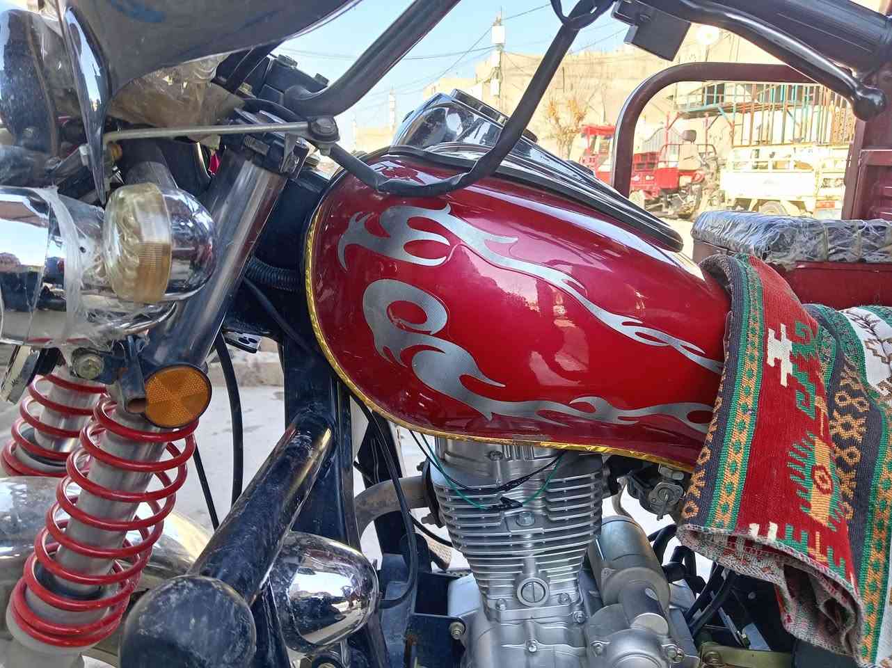 سلام عليكم ورحمة الله وبركاته شباب ستوتين للبيع وحده الفين ٢١ وثانيه ٢٥ اسعر عل رقم ***********
