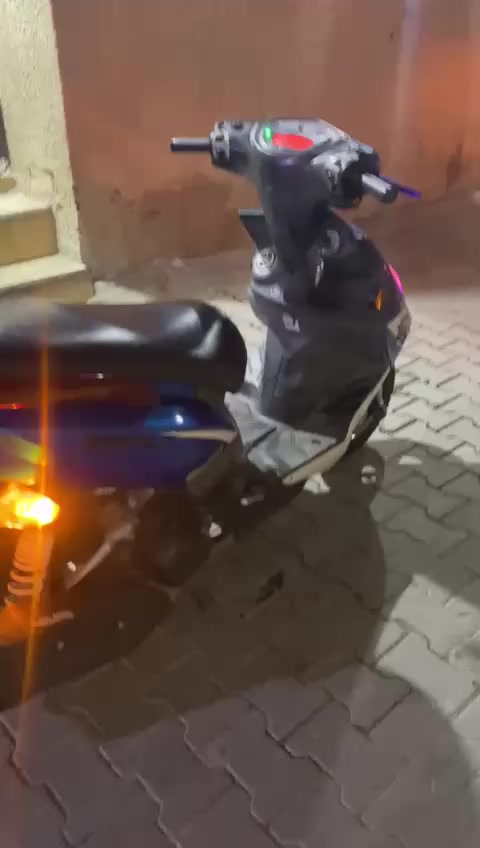 السلام عليكم درجه جيتي آر للبيع درجه مكفوله كفالة عامه ختم وحد سعره وحد مليون *********** بغداد شيخ عمر
