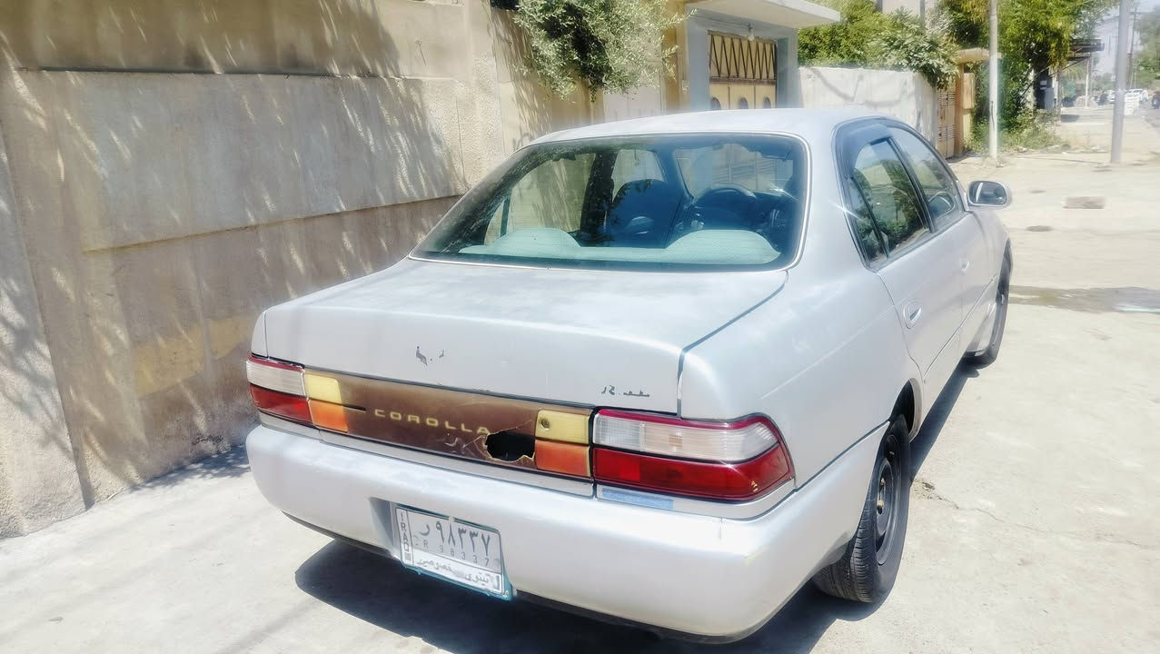 كورلا 1993 للبيع صبغ عام بدون ضرر السيارة جاهزة
 باسمي سنوية 2028  السعر 45 وبيها مجال 
***********
