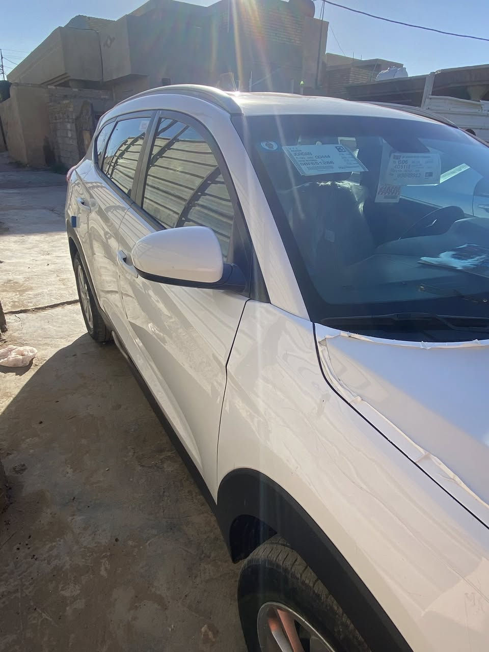 السلام عليكم للبيع توسان ٢٠١٦ وارد محرك 2.0 GDi
سياره نص فول ماشيه ١٠٧ سياره جديد كير مكينه مكفولات السياره بسمي حادثه جاملغ امامي ومعدل ع البارد وبيه هنا صبغ بنيد اثر تكشير وشويه من الجاملغ الخلفي واضحات بالصور  صدر جديد سياره اي نقص مابيه السعر ١٤٨ وبيه مجال للشراي وترهم مراوس حسب القناعه مكاني جسر المثنى مقابل جزيره بغداد السياحيه ***********
