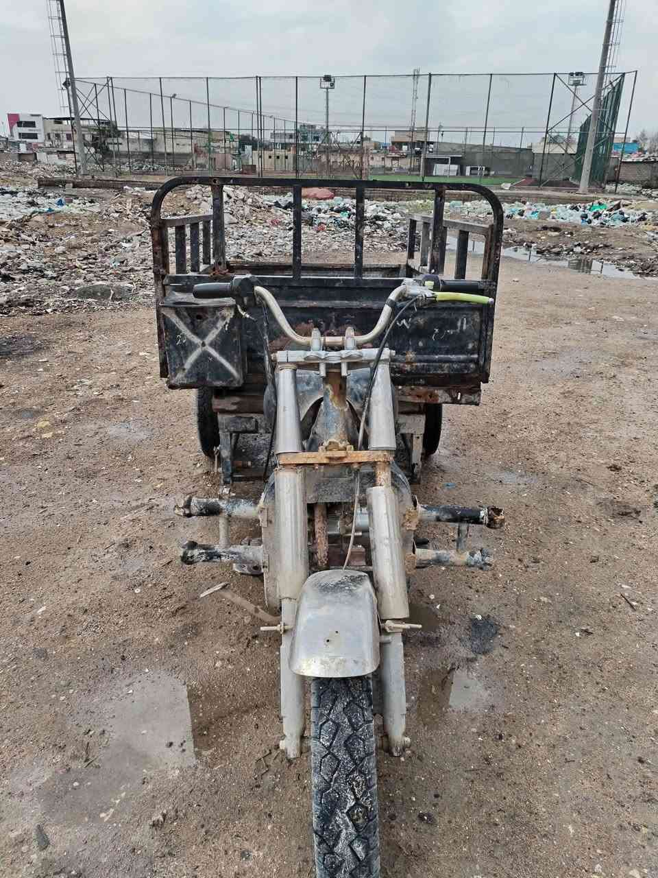 ستوته للبيع ادوات سعر 350 المكان الباصره سوق الكبير ***********
