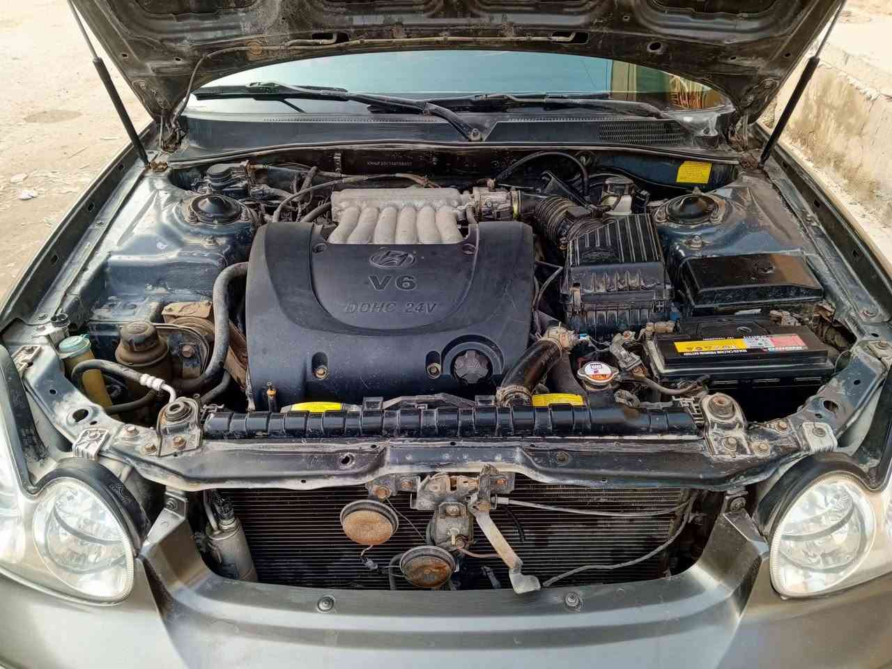 سوناتا وفود 2004 مكينة 2700 .. 6سلندر . وارد امريكي . مصبوغة عام 
مكفولة من الضربة والحادث . مكينة وگير خير من الله. تبريد شغال . حدادية كاملة قبل عشر ايام مشتغلها مع دبلات امامية . سنوية 2027 .مشروع وطني مداور ثاني يوم 
 قبل شهر مبدل مسطرة نوزلات واير بلك وبلكات كلها حاوية من ابو عراق بالحلة . ومبدل قايش داينمو مع الضاغطة وملحقاتها مبدل جكات صندوك مبدل باور جديد وحساسات صالنصة شغالة جديد مبدل ماي راديتر اخضر زيتي . 
خير من الله السيارة مجهزها من كلشي . 
ترايها بكيفك وين ماتريد 
السعر 58 وبي مجال بسيط للطيبين 
. مكان السيارة ناصرية قلعة سكر. 
اتصل على الرقم بي واتساب 
***********
***********
