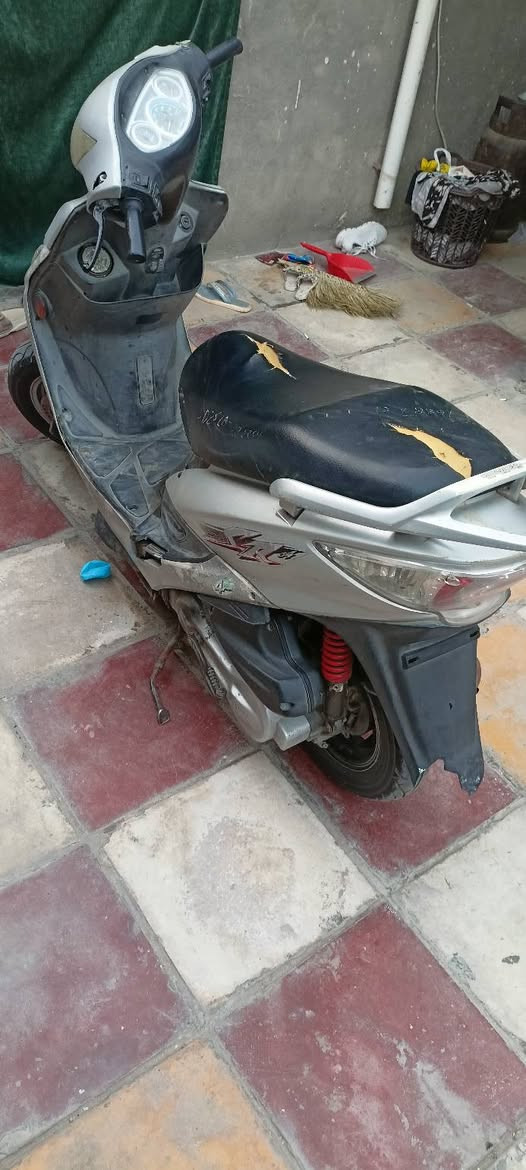 سلام عليكم دراجه
للبيع جيفور المكان ناصريه مركز 
سعر خاص


**إذا كنت صاحب هذا الإعلان وتريد حذفه لأي سبب، رجاءا أرسل رسالة إلى الدعم الفني**