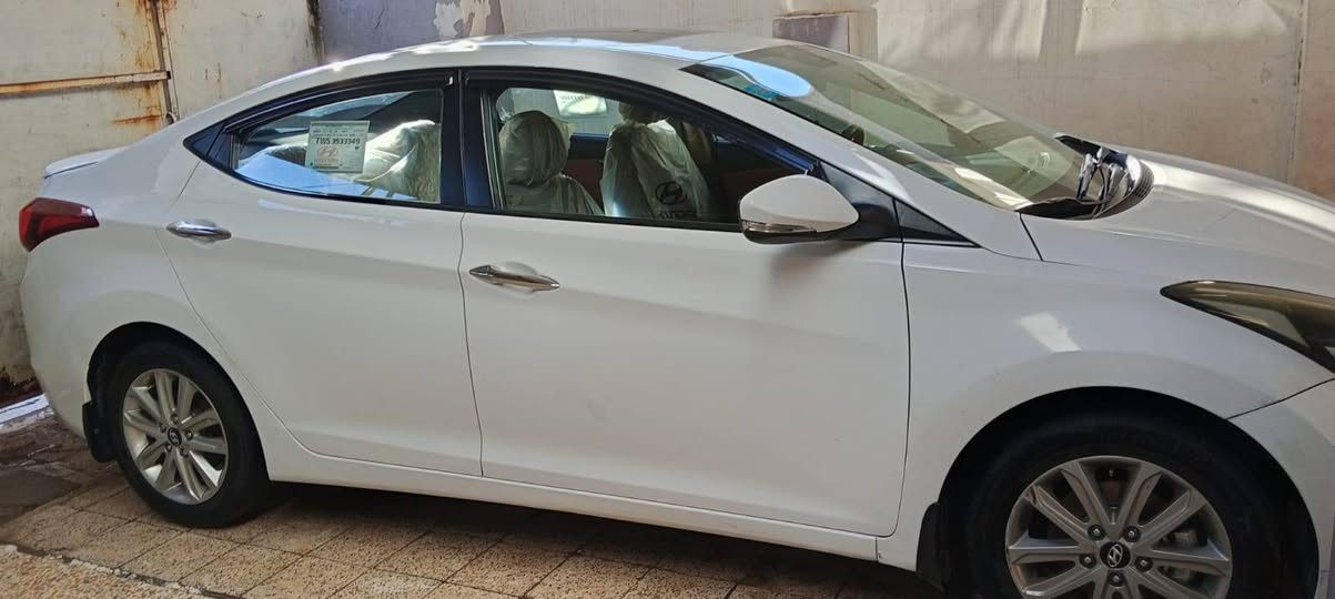 السلام عليكم النترا 2015 خليجي محرك 1800 دوش رقم بغداد فول مواصفات عدا البصمه مكفوله فقط جاملغ أمامي الأيمن بدون داخل وصبغ طخه بسيطه
السعر 130 بيها مجال
***********
