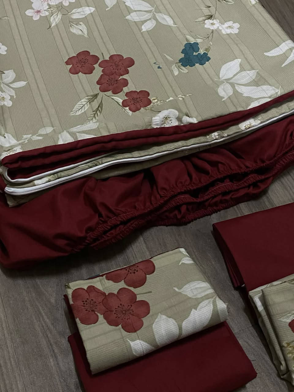 بيع مباشر 💜
4 وجه مخدة + تلبيس لاستيك +كفر لحاف سحاب


**إذا كنت صاحب هذا الإعلان وتريد حذفه لأي سبب، رجاءا أرسل رسالة إلى الدعم الفني**