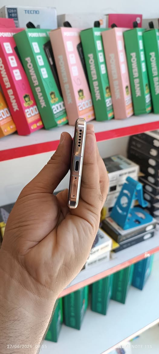 السلام عليكم ورحمه الله وبركاته
هونر 6 ماجك برو 5G👍

مستخدم قليل اخو جديد🤏

الون اخضر نباتي😘

عملاق شركه هونر🚀

الذاكره 512+ 12+16💾

بطاريه عملاقه 5600🔋

السعر      675 💵

الشراي يدخل واتساب .***********📞

الناصريه مركز شارع النيل

