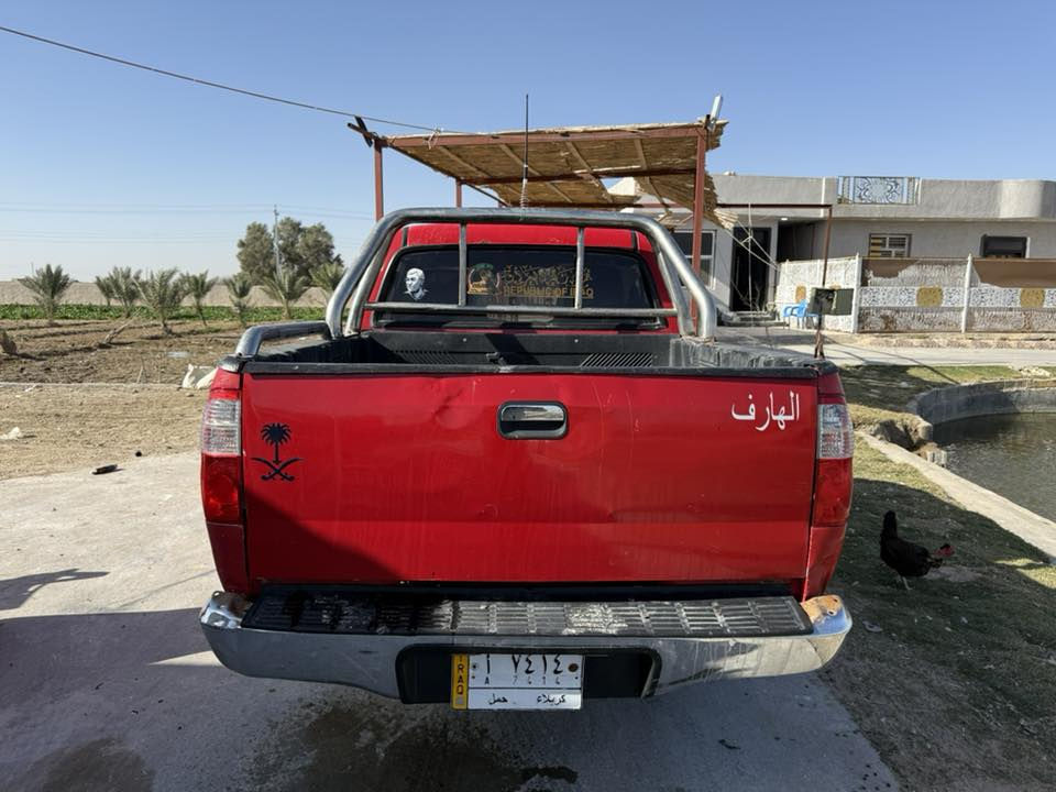 سلام عليكم بيكم سكاي 2012للبيع لسياره جاهزه وحلوه كامله ما بيها نقص محرك جديد تخم تاير صدرها جديد تخم بريك  كهربائيات كلها شقاله بيها باب لبدي مبدل وبيها تصليح چاملاغات ثنين موضحات بل صور لسياره سنويتها صاقطه اكفلك مداور وغرامات وضرايب عليك بس تجديد سعرها 38بيها مجال بصيط ***********
