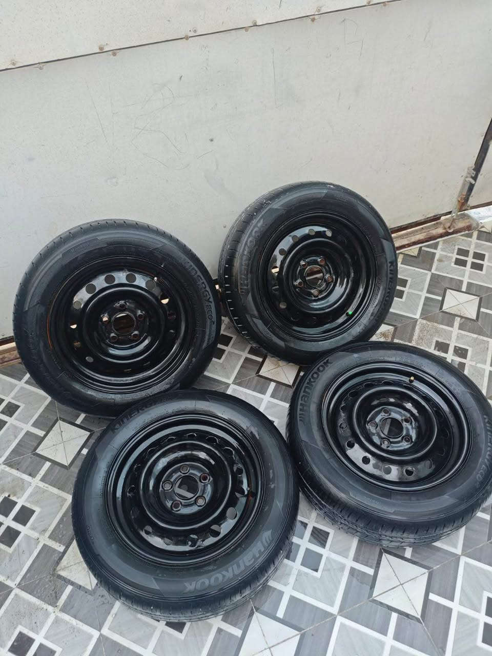 تخم رنكات وتاير مستعمل 
نوعية نيسان اصلي 

حجم 205.60.16

يرهم ع الكوري والياباني 
السعر ٢٥٠
*********** البصرة, العراق
