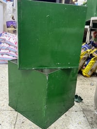 مربع حديد شغل درجة اولة  ويا حاملة كمية خير من الله ممتواجد فيس 078043...