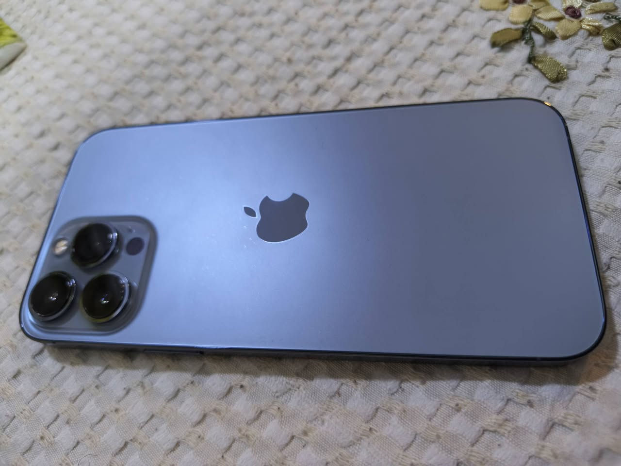 ايفون ١٣ برو ماكس ذاكرة ١ تيرا
بطارية ٩٣ لون بحري مكفول من الصيانه وتر بروف 
نموذج M 
السعر ٨٥٠ المكان بغداد الدورة... لايوجد توصيل


**إذا كنت صاحب هذا الإعلان وتريد حذفه لأي سبب، رجاءا أرسل رسالة إلى الدعم الفني**