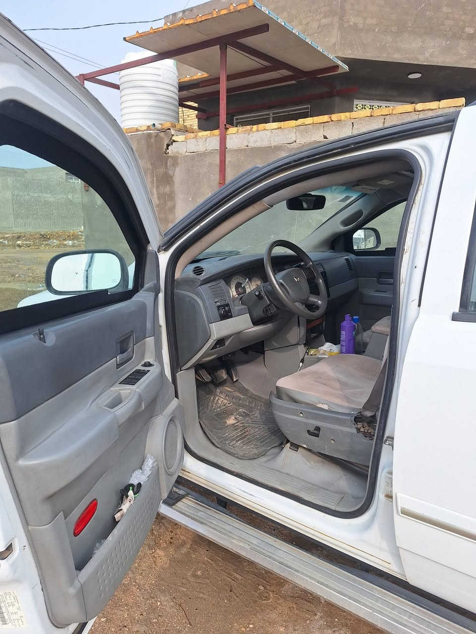 السلام عليكم دوج ٢٠٠٧ سعره ٧٥ ورقه وبيه مجال وغير موجود على النت وعلما مكلف بالنشر فقط اتصال *********** وشكرا
