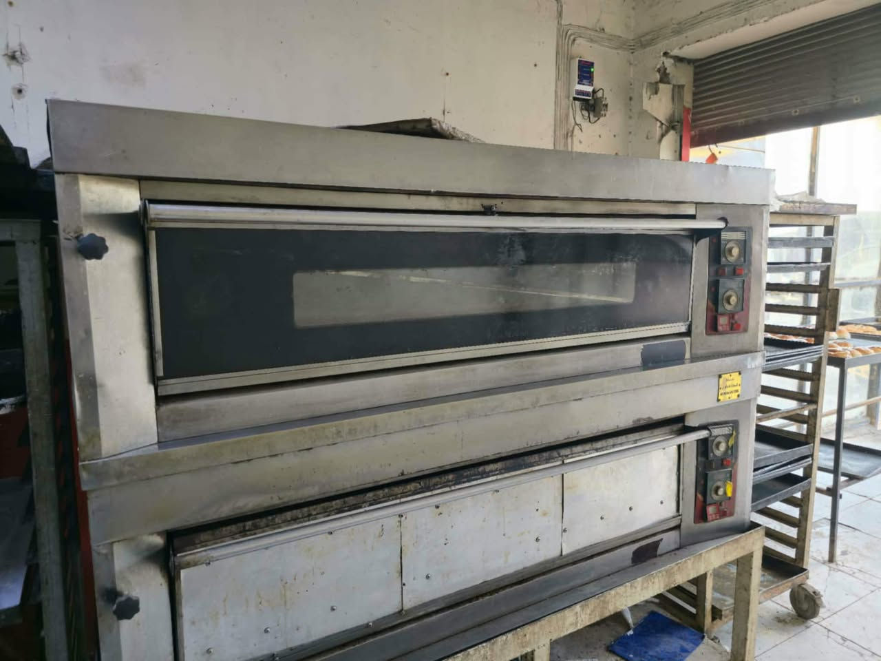 فرن عذاري طابقين. عجانه سوريه ام الجيس. خماره 4طلاكات
بطل خماره. 6 عرباين...20 صينيه مزرفه 20صينيه حديد.2ميوزه تسكاه.2ميوزه عرض.طباخ خلاط كيك جبير للاستفسار
***********
