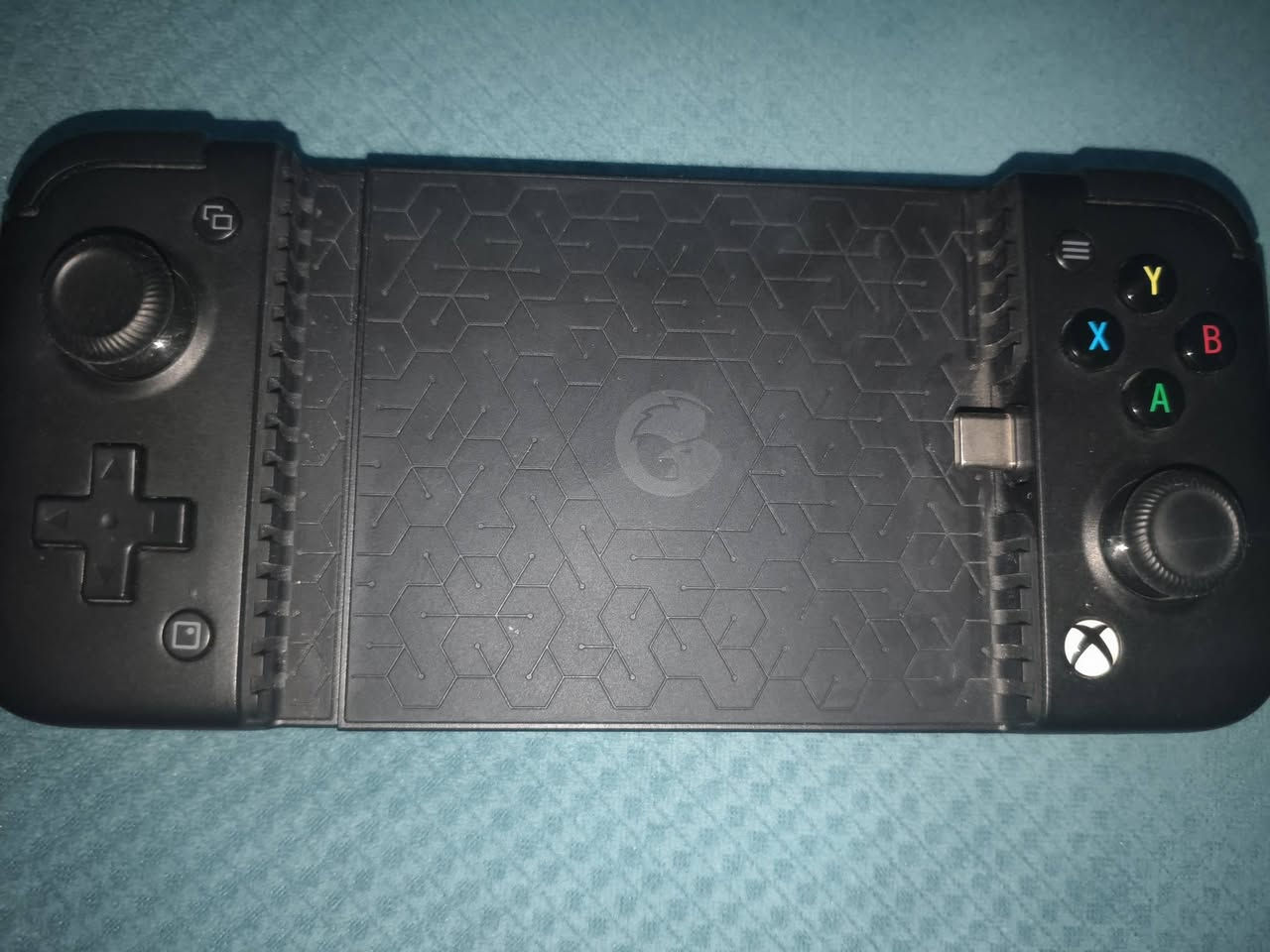 سلام عليكم شباب يده جوال من كيم سير جديده ماصارلي شهرين من جايبه جبته ب70 اريد ابيعه 35 قفل الشراب هذه  رقمي ***********
العنوان بابل
