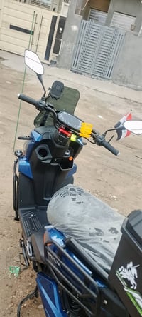 دراجة للبيع مآل عيد بس فول مواصفات شتريد بيهة حتة تبريد سرعة 140 حقيقي...