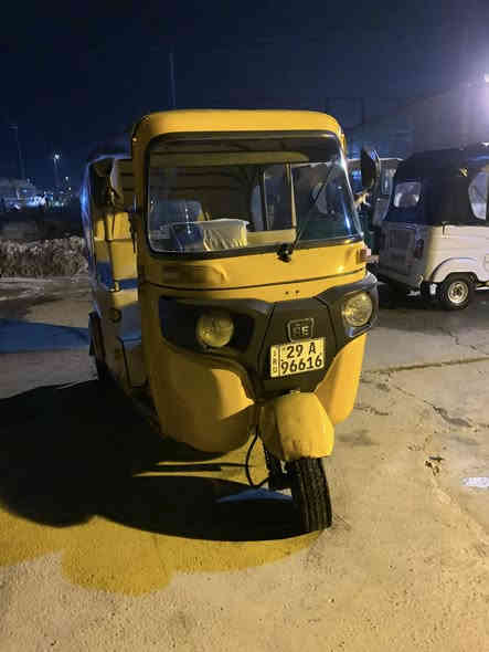 سلام عليكم تكتك للبيع 22رقم موسنويه واسط نكليزي دراجه خير من الله ما ناقصهه ربع بيه بس ضربه بتكمه ومعمره كهربايات كله شقاله مكينه مكفوله من تنقيص وتبخير دراجه خير من الله سعرهه 7و400وبيه مجال مكاني قضاء الحي للستفسار ***********
