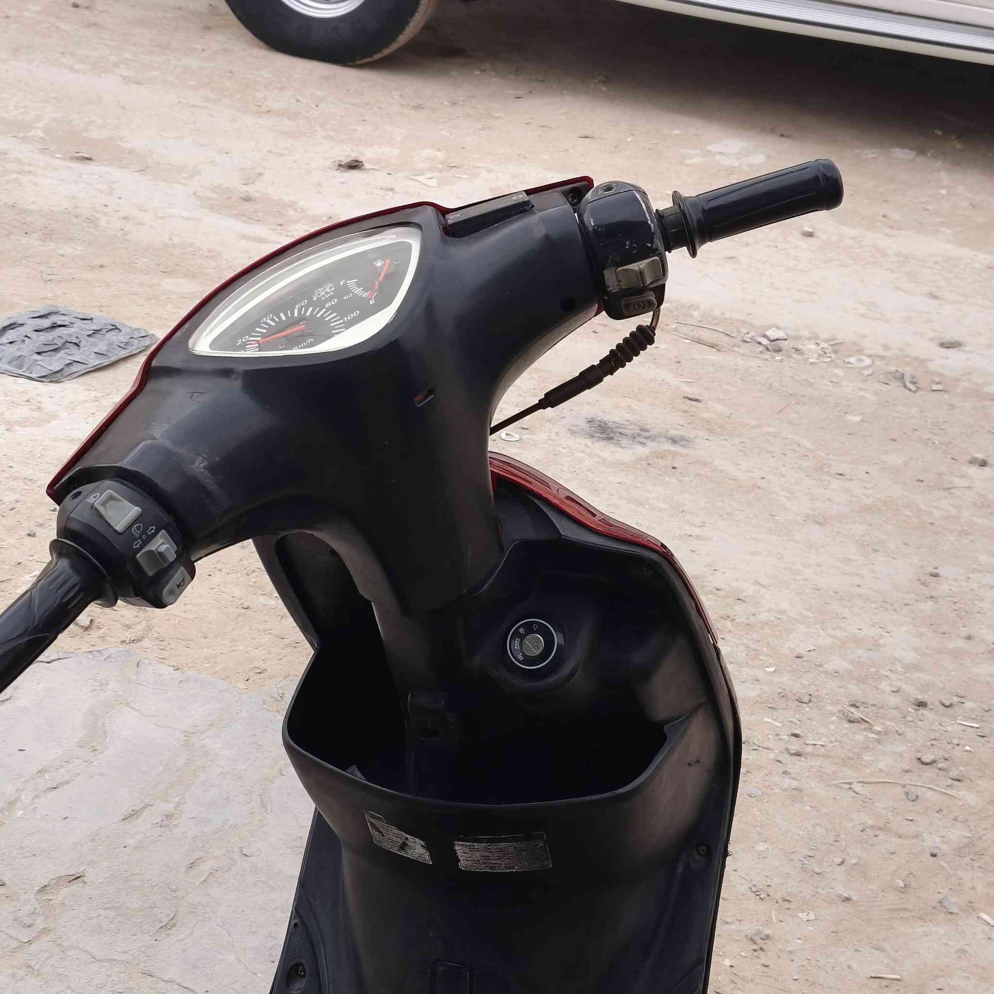 دراجه ماكس عدله للبيع دراجه جديد تجي تفحص وتشوف السعر 700 وبيها مجال الاستفسار *********** رقم الهاتف
