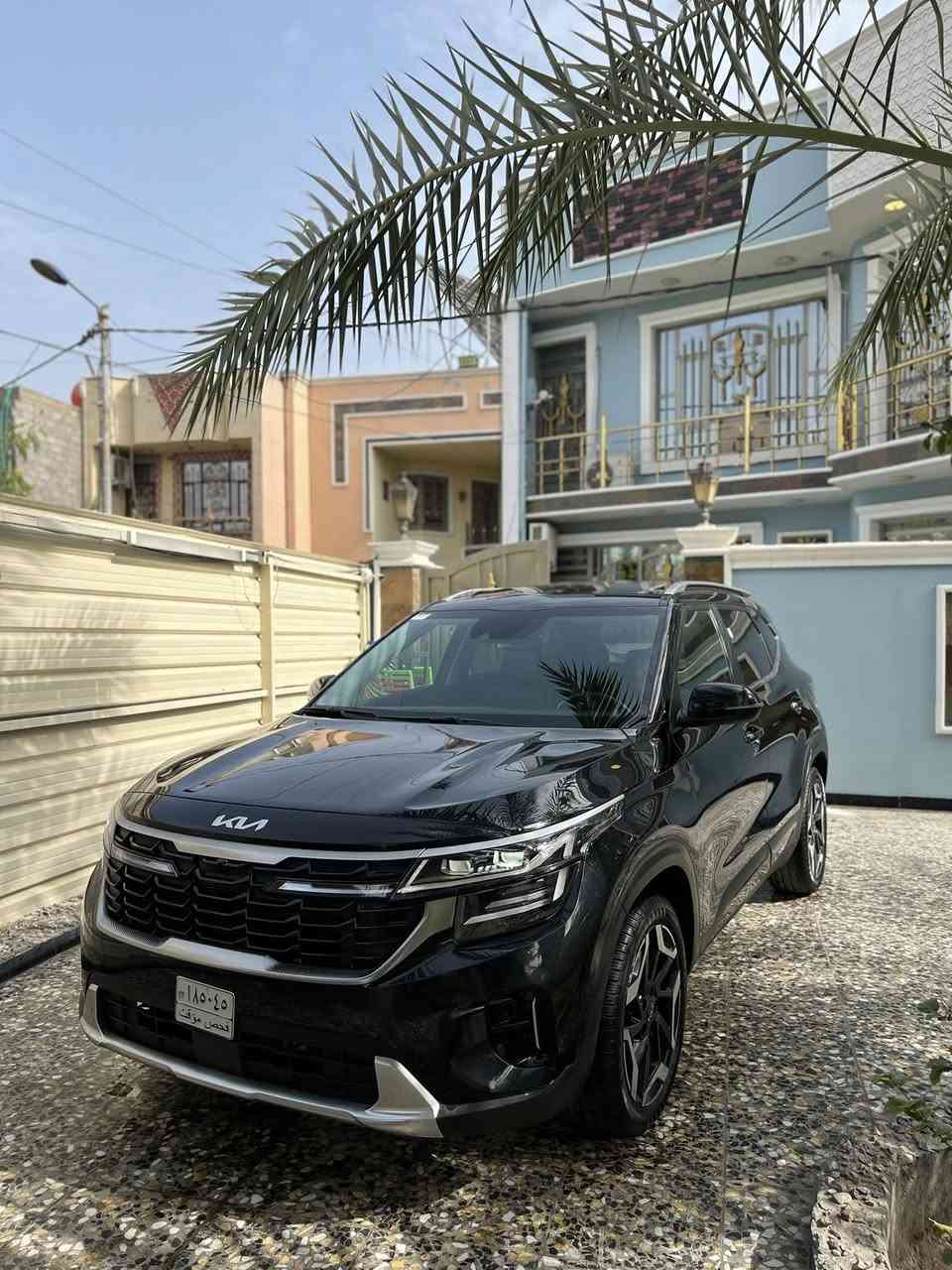 2024 KIA SELTOS
السلام عليكم من رخصت الادمن للبيع كيا سيليتوس موديل 2024 وارد امريكي دخول جديد  صور ضرر وسونار داخل منشور بدوون رقم ضرر فقط بنيد بدون دواخل وبدون ايرباك فوول الفول اعله فئه بل سيليتوس
فتحه سقف 
مكينه تيربو
كشنات جلد زيتوني مميز 
كشنات كهرباء
كشنات تدفئه وتبريد صندوق كهرباء 
دركهD
شاشة متصله كبيره
كاميرا خلفيه
رادار امامي وجانبي خلفي 
تحديد مسار 
حساسات خلفيه
ويل كب حجم 19
تحديد سرعه
لايتات لد امامي وخلفي
فور ويل AWD
وبعد بيهه اهواي مواصفات مكاني بغداد الدوره حي الصحه السعر 149 وبيهه مجال قليل اي ستفسار اتصل وتدلل رقمي ***********
