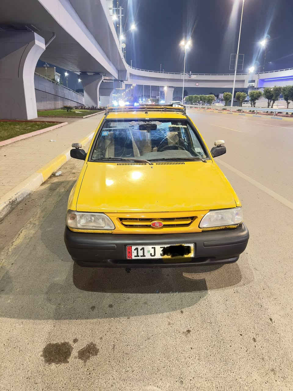 سايبا مديل 2009
دشبول مديل 2012
تبريد شغال 
بيها خيط تبخير 
سنويه ساقطه سنه 
هيئه ومرور عليه 
سعر 22$وبيها مجال حك الجيه 
مكان بغداد الحريه لاستفسار 
***********
