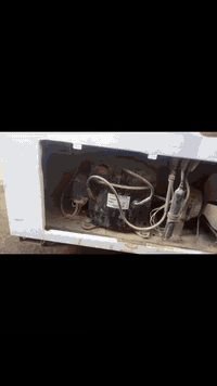 السلام عليكم عندي عارضه انبطاحيه للبيع
 لعنوان كربلاء الحر 
تواصل عبر هاتف  ***********
