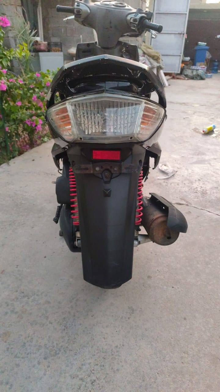 دراجه سكنس فحل 140 للبيع دراجه مقفوله محرك ناقص الدراجه فقط بكم مكان الدوره شارع 60 سعر 500 للاتصال والتواصل مع الرقم بو واتساب*********** فقط للشرايه
