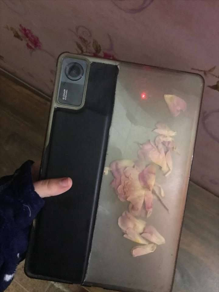 السلام عليكم باد للبيع ريدمي باد اس ي 
ذاكره 128 الجهاز ما واصل مصلح فول فول
قطاره بل شحن ابيع شرط السعر 225 وبي مجال قليل  
واتساب *********** فقط
