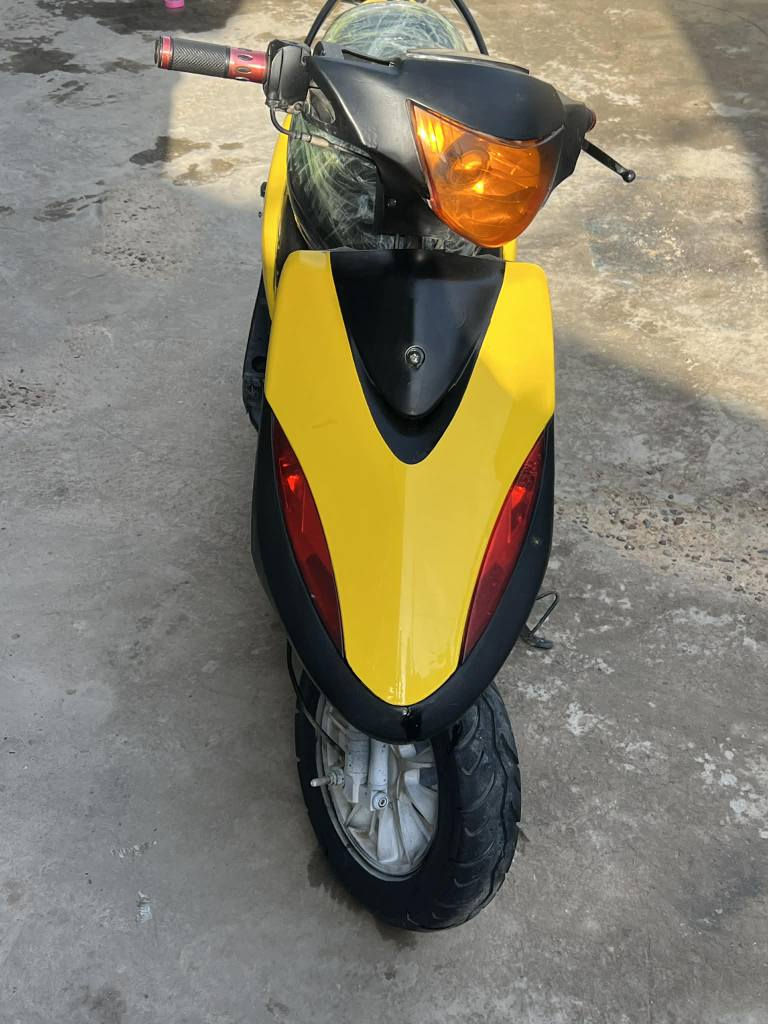 السلام عليكم ماكس عدله ياباني مكينه بلادي 
نقصها باتري فقط كلشي شغال عداد اشاير لايت عدسه تغيير الوان دبلات رياضي بيها تزويد  العنوان حي المعلمين السعر 375 ترهم مراوس بوليس او نامه وانطي فرق ***********
