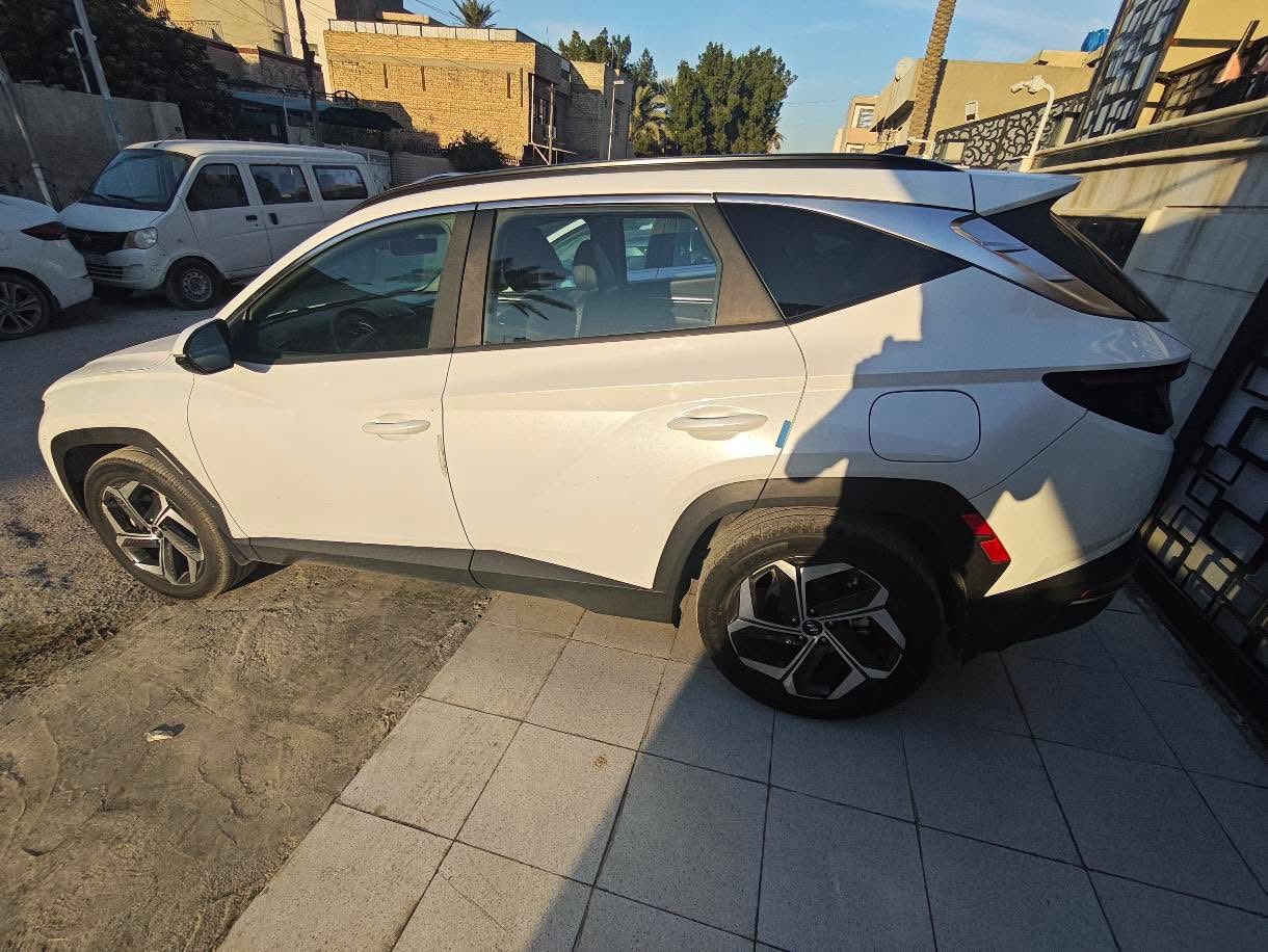 توسان ٢٠٢٢ وارد امريكي فقط باب مبدل
سيارة جداً نظيفة ماشيه ٤٠ الف مواصفاتها فول فتحة وليس البانورما سعر ١٩٥
***********
