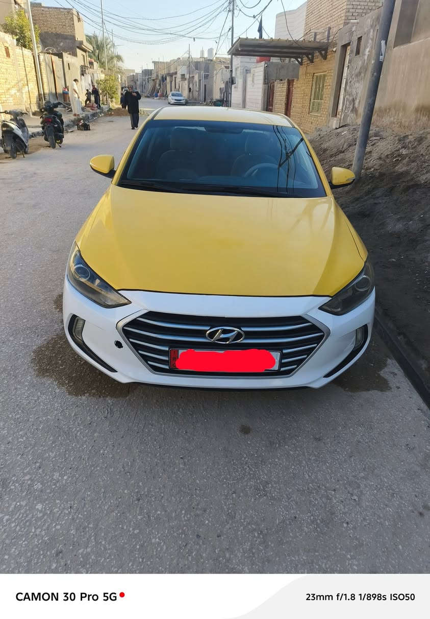 يالله السلام عليكم الانتر موديل 17 كفاله عامه ليبل واحد كلها بيها بخشم البنيد فقط دحجه زغيره شرط مكينه ما مفتوحه حداديه جديده كير تبريد ثلج منضومه غاز بيها رقم انكليزي جديد سنويه ل 30  السعر 128 وبيها مجال رقم  ***********
