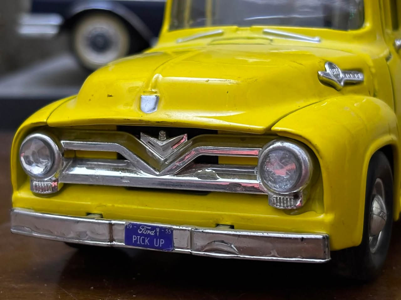 1955 Ford Pick-up 
 
.
.
.

أنتجت هذه القطعة بواسطة شركة MotorMax 

حجم 1:24

السعر 18 الف 

تواصل على الرقم ***********
