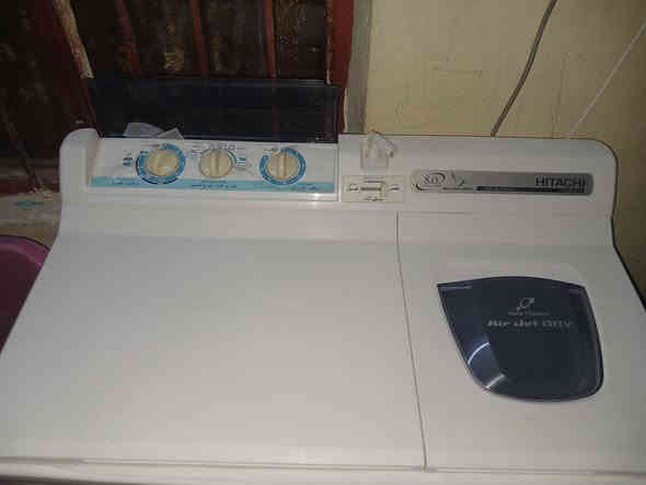 غساله هيتاشي 8 كيلو طوكيو يابان نظافه اكثر من 95% مشتغله شيء قليل السعر 200, الف العنوان الكرامه ***********
