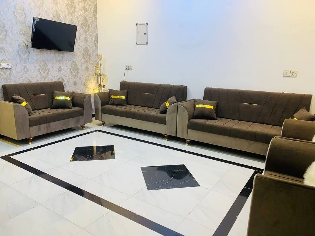 ✨ لأن منزلك يستحق الأجمل ✨
نقدّم لك عالماً من الأناقة والفخامة في الأثاث المنزلي 🏡

🛋️ تصاميم عصرية تناسب كل الأذواق
🛏️ جودة عالية وتفاصيل تصنع بعناية
🎯 كل ما تحتاجه لمنزل متكامل في مكان واحد
⚜️ نمنحك الثقة قبل البيع
⚜️ ونضمن لك المصداقية بعد الشراء

💳 توفر البيع بالتقسيط بأسعار مدروسة ومرنة
📲 لا تتردد… تواصل معنا الآن واحجز اختيارك

العنوان: صلاح الدين – الدجيل قرب ساحة التشابيه
قرب حسينية أم البنين
📞 أرقام التواصل:
*********** (واتساب / موبايل)
*********** (موبايل)
