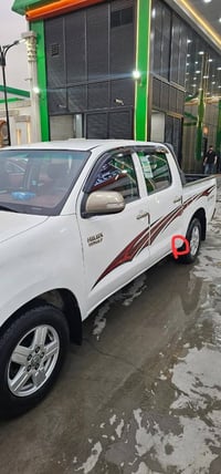للبيع هايلوكس TOYOTA  2014 رقم بابل بأسمي كفاله عامه ماعدا الي مأشر با...